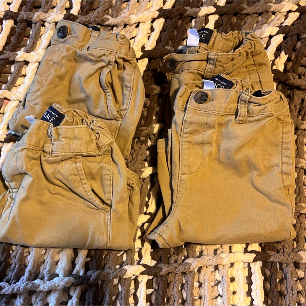 Old Navy Khaki 2 pants and 2 shorts. 4T